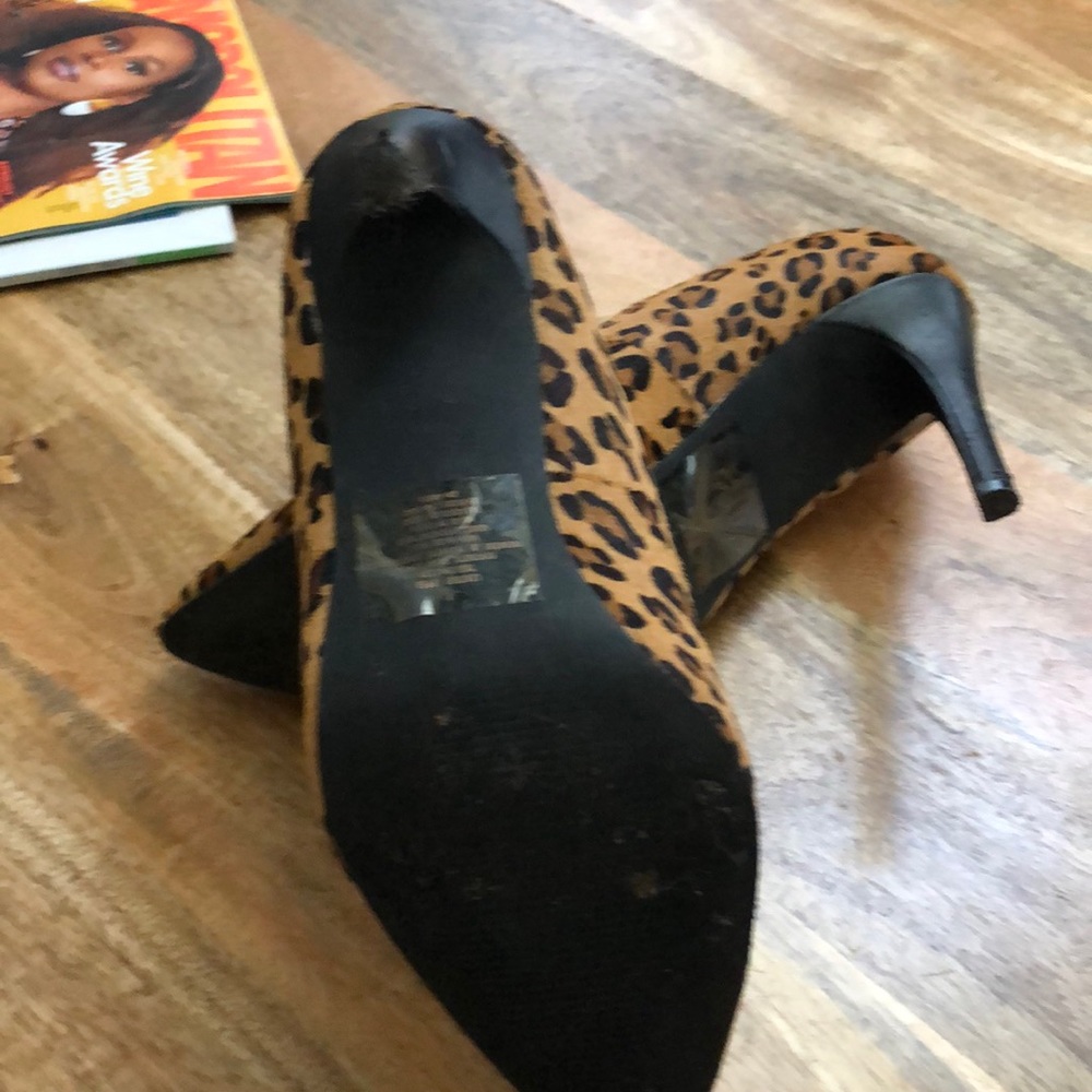Shoes - Picture 2 of 3